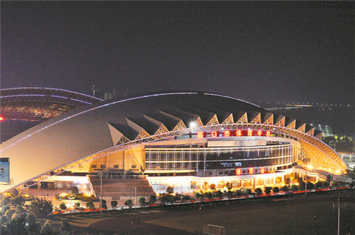 東新區(qū)夜色璀璨，如詩(shī)如畫